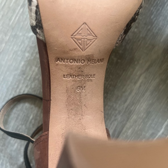 Antonio Melani leather snakeskin heels - Picture 3 of 4